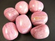 Rhodonite rose pierre roulée